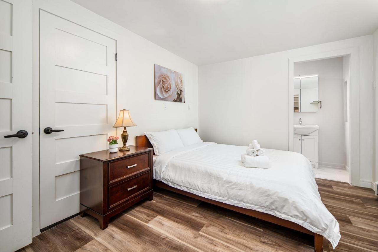 Gorgeous 4 Bedroom Garden Level Suite At Vancouver West & Ubc Екстер'єр фото